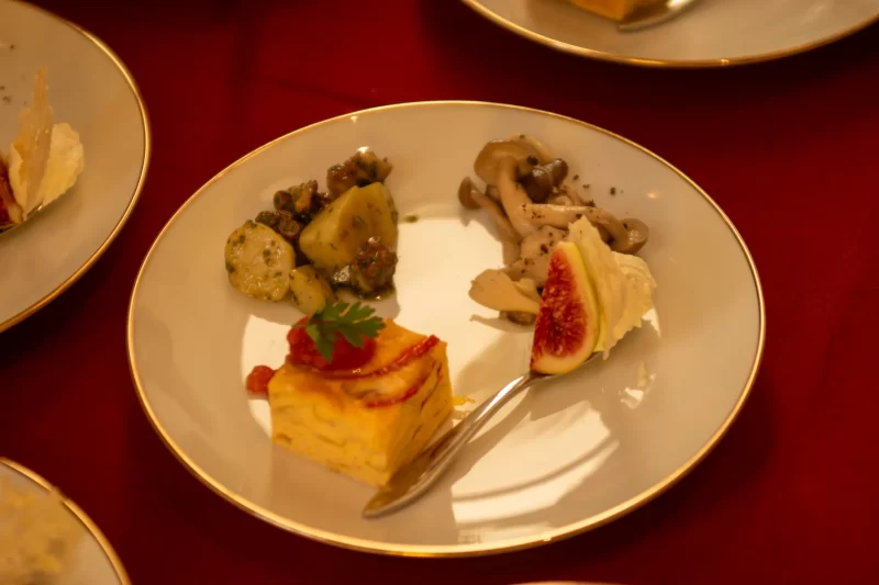 2025年12月newオープンビステッケリアデスティノ Bisteccheria DESTINO 会津 AIZU フィレンツェで愛される骨付きステーキ ビステッカ を提供するレストラン